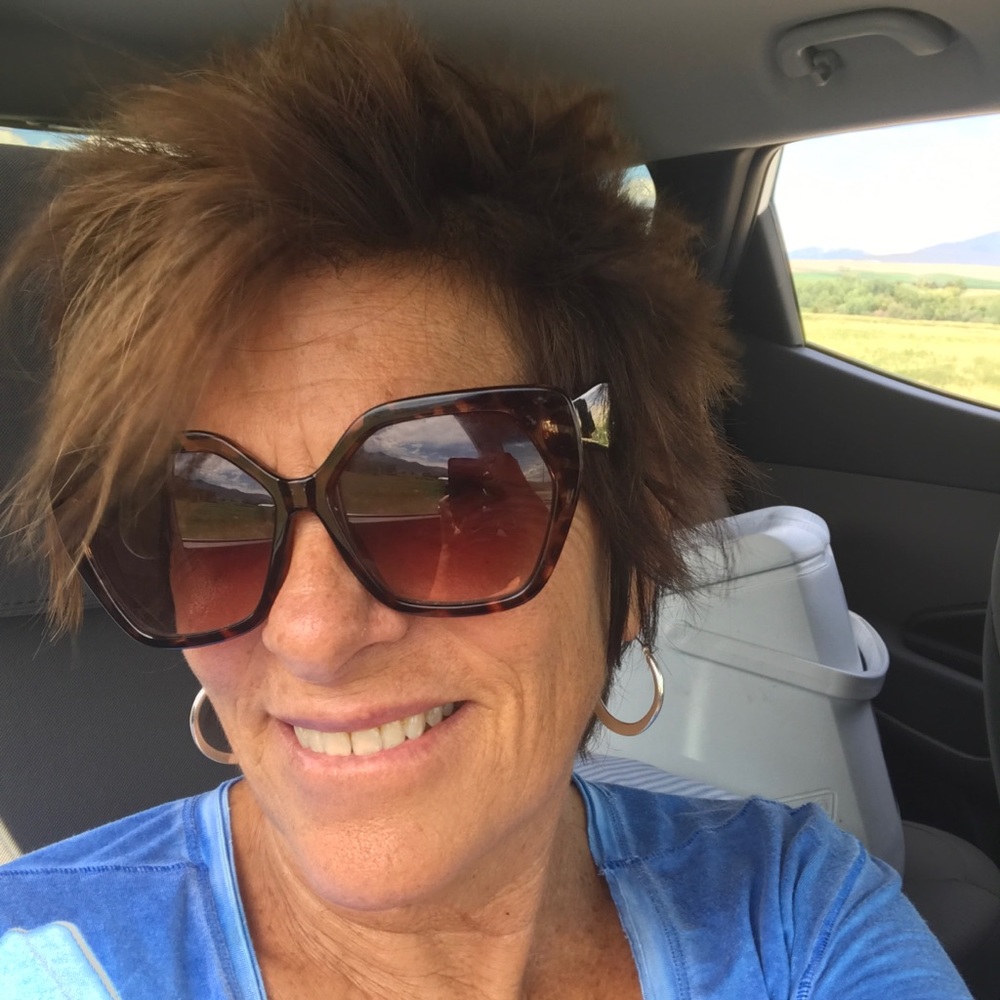 Meet your Posher, Jean